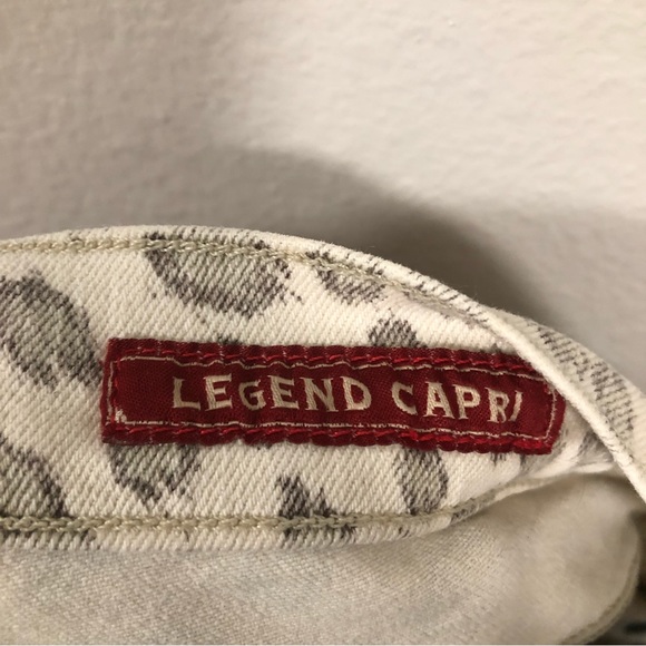 Lucky Brand Legend Cheetah Print Capri Jeans Jeggings women's size 10 - Picture 6 of 9